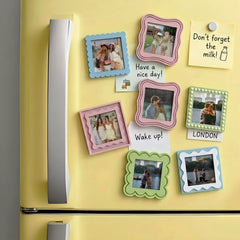 Groovy Magnet Frame